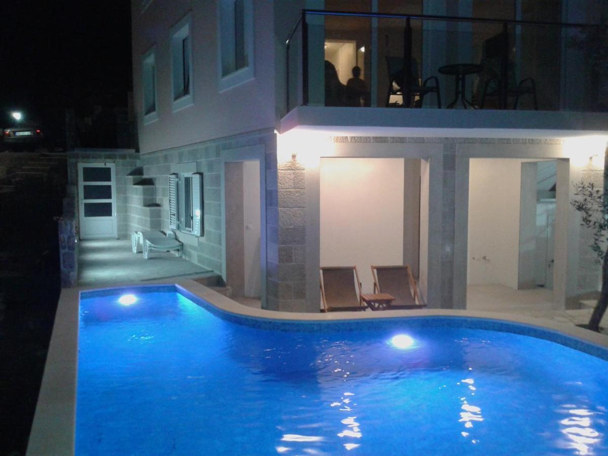 Apartments Odiva Luštica Dış mekan fotoğraf